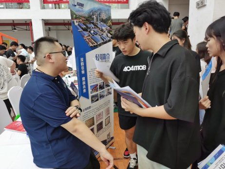 青雁归巢 乐翱崂 2024年崂山区招才引智名校行火爆启动
