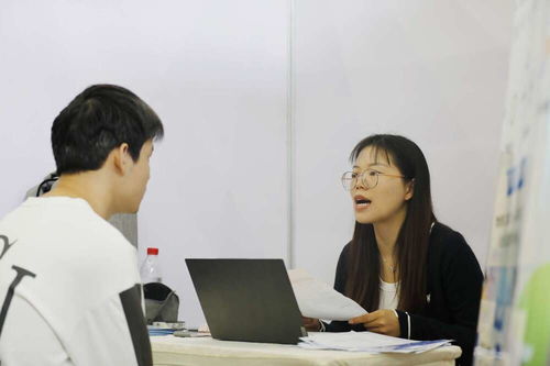 南充140余家企业送岗进校 精准对接助力高校毕业生就业